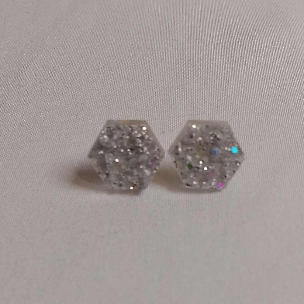 5/$25 Hand Crafted Silver Sparkle Earrings - Picture 2 of 3